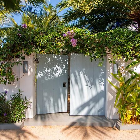 Le Mandala Moris Guesthouse Pointe Aux Canonniers Grand Bay Luaran gambar