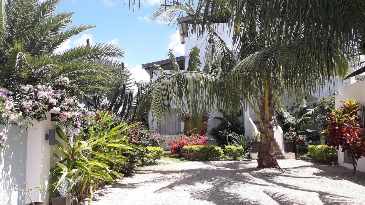 Le Mandala Moris Guesthouse Pointe Aux Canonniers Grand Bay Luaran gambar