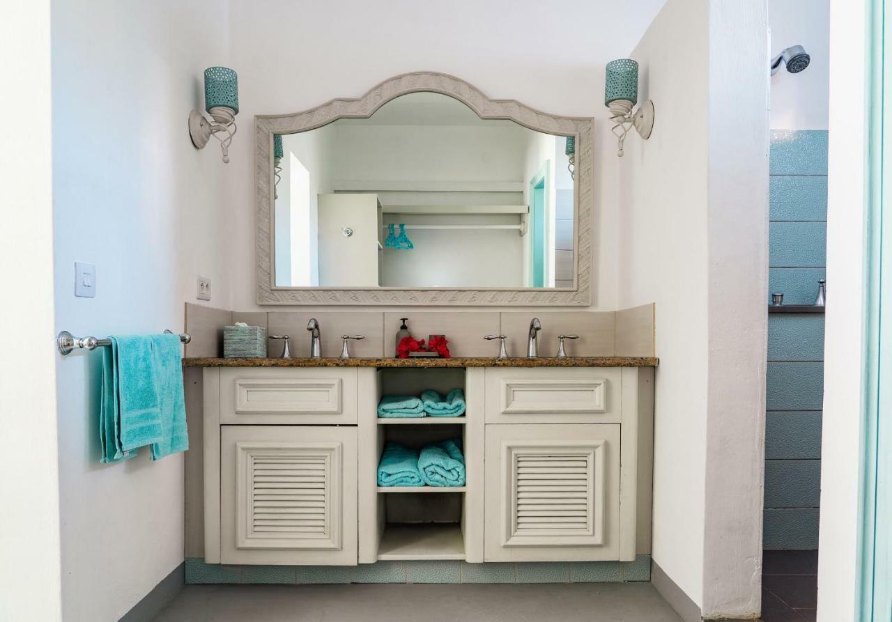 Le Mandala Moris Guesthouse Pointe Aux Canonniers Grand Bay Luaran gambar